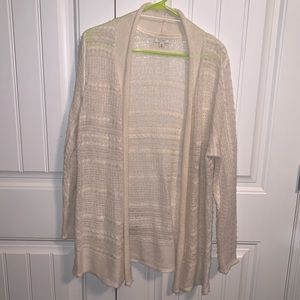 Women’s lightweight sweater/cardigan